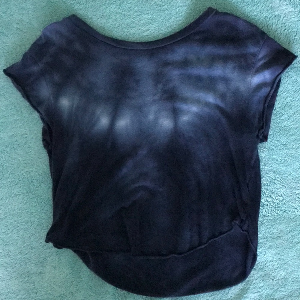 Brandy Melville Tie-dye Soft Top Dark blue/white